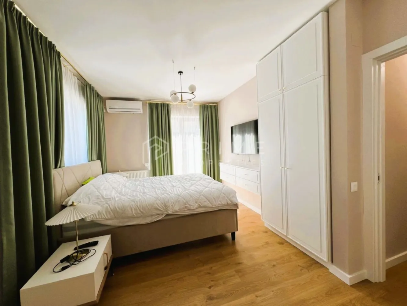 Casă Duplex de vânzare – Corunca | Design deosebit, aproape de pădure