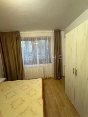 Vă prezentăm 2 camere, confort și acces rapid UMFST