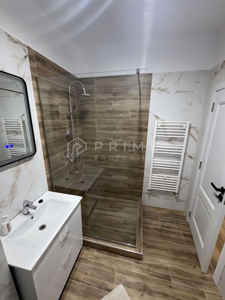 Apartament modern 2 camere Corunca aproape de Shopping City