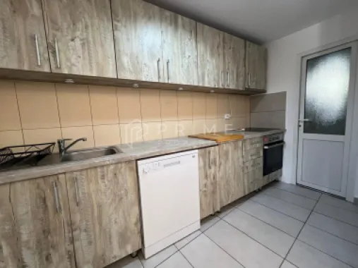 Apartament 3 camere de închiriat – 7 Noiembrie, Târgu Mureș