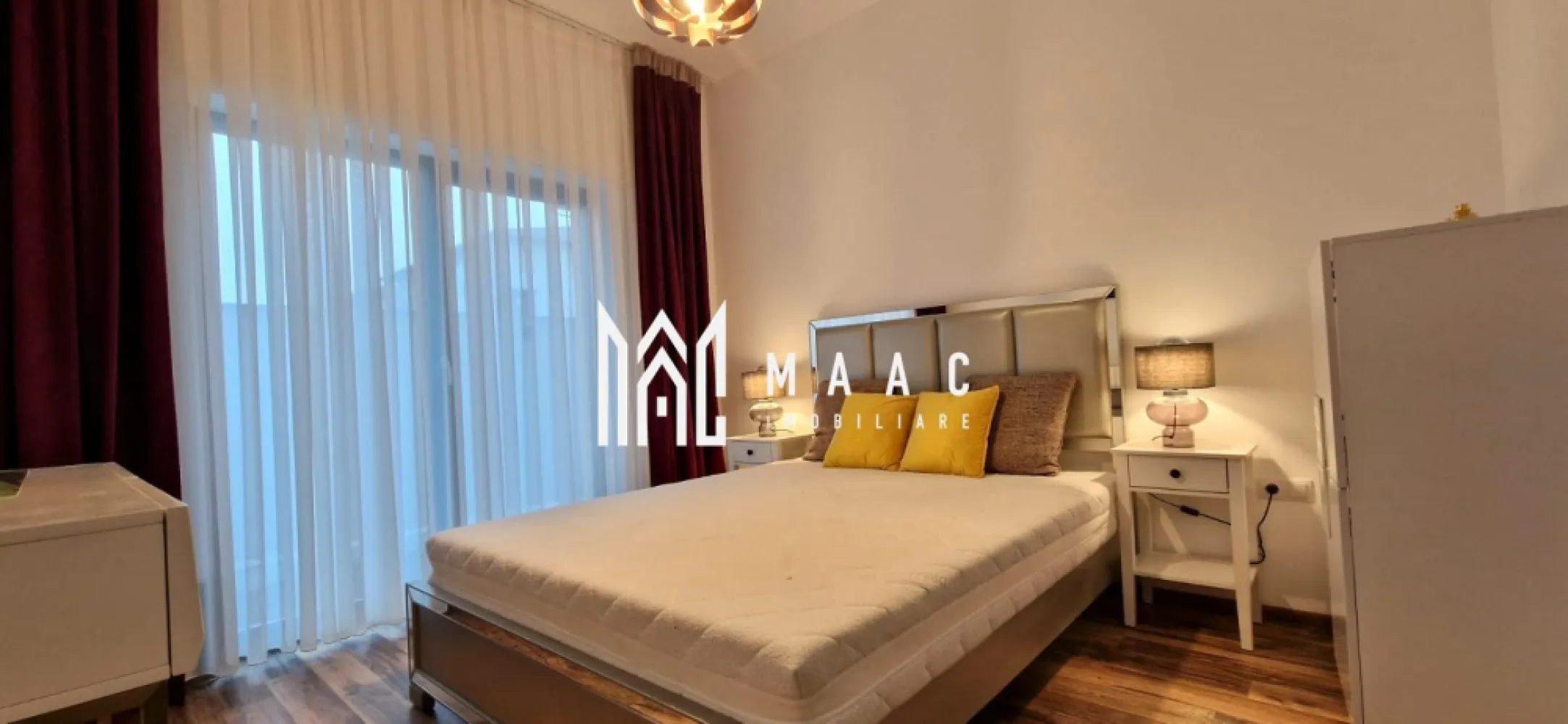 Apartament 3 camere | Curte 60 MP | Parcare | Selimbar