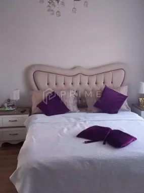 Casa perfectă pentru familie – curte, foișor cu grătar și garaj triplu