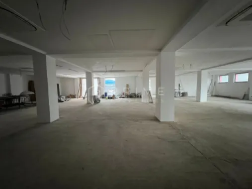 Spațiu comercial de închiriat – 360 mp | Ieșire Târgu Mureș –Cristești