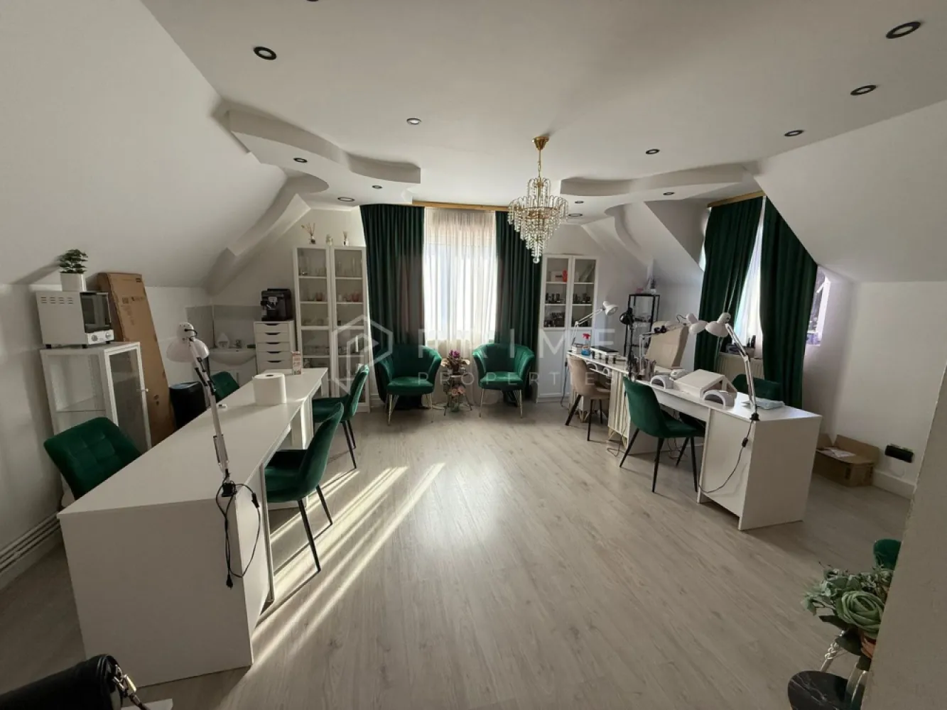 Salon de înfrumusețare de închiriat – Bd. Gheorghe Doja