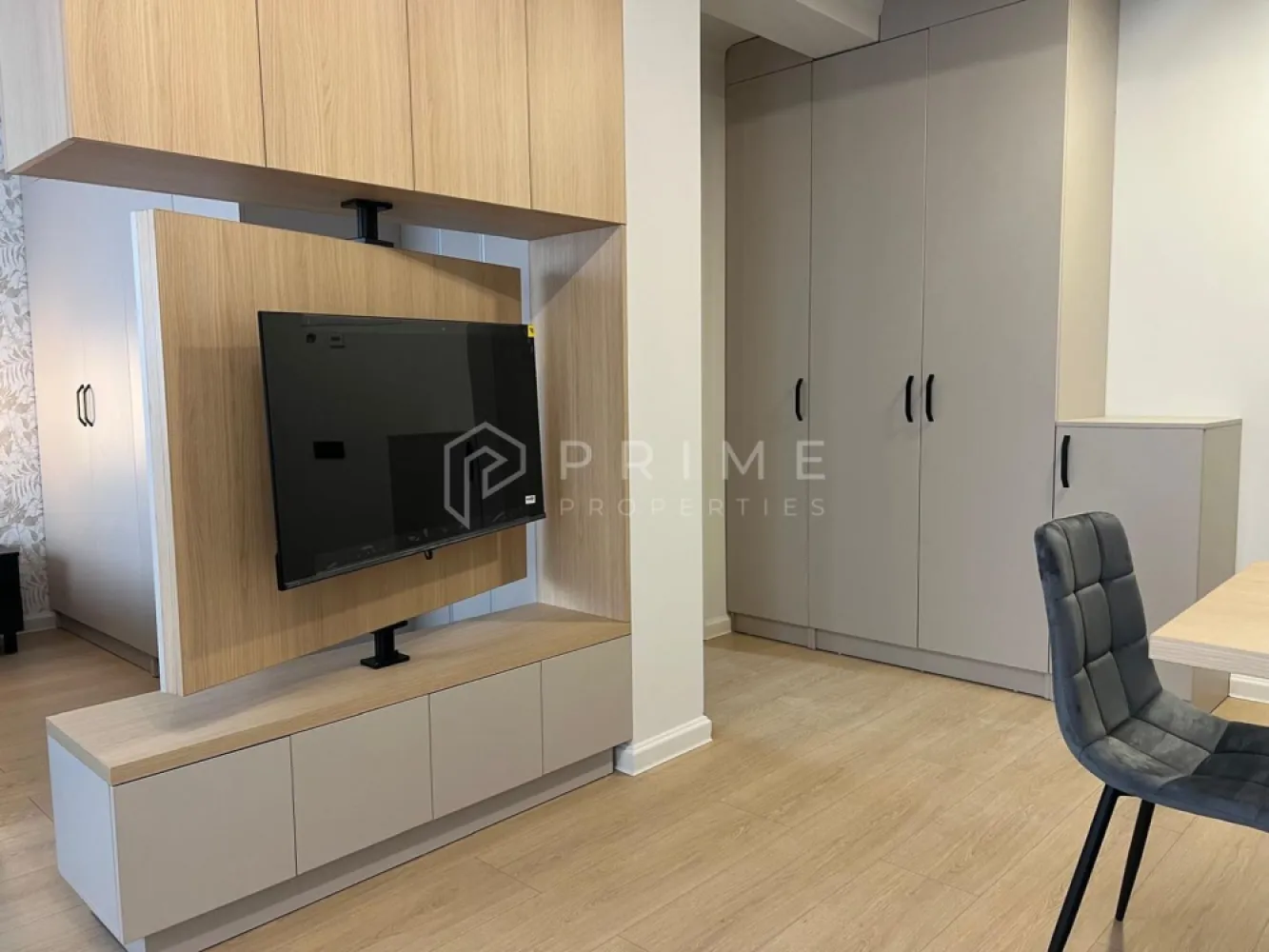 Studio NOU | Design modern I Semicentral | Parcare