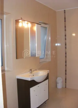 Reședință de lux cu potențial comercial –zonă Băi, Sângeorgiu de Mureș