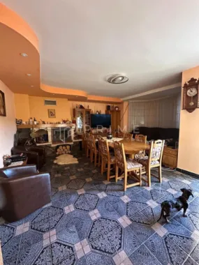 Casă spațioasă de vânzare – Corunca, zona Vatman