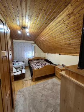 Casă spațioasă de vânzare – Corunca, zona Vatman