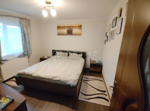 Casă superbă, pe un singur nivel – complet mobilată și utilată – Nazna