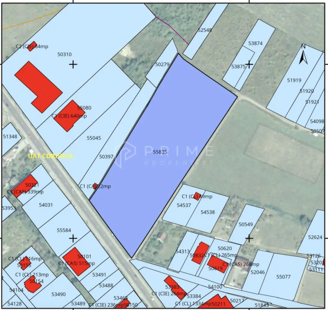 Teren cu potențial multiplu de dezvoltare – Corunca, E60, 10.000 mp - Prime Properties vă propune, în exclusivitate, un teren cu potențial excepțional de dezvoltare, situat în Corunca – pe drumul european E60, la doar câteva minute de Târgu Mureș.

Localizare: Corunca, pe drumul european E60 (Cluj–Târgu Mureș–Brașov)
Suprafață totală: 10.000 mp - configurație flexibilă, posibilitate acces la parcela mai mare – 17.000 mp 
Regim urbanistic: Intravilan | POT 30% | CUT 0.5 | D+P+1+M
Front stradal: 80 m la E60
Utilități la aproximativ 15 m de teren

Puncte forte ale amplasamentului:
- Zonare clară 
- Toate utilitățile la limita proprietății, conectare ușoară și costuri reduse de dezvoltare
- Formă rectangulară, ideală pentru dezvoltări compacte sau multifuncționale
- Vizibilitate excelentă și acces direct la drumul european E60
- Zonă cu potențial de expansiune, aflată în plină dezvoltare rezidențială și comercială
- Autorizare rapidă 

Scenarii de dezvoltare:
1. Rezidențial & Lifestyle
- Premium Villa Community – vile individuale, cu zone verzi comune și locuri de joacă
- Hybrid Concept – ansamblu rezidențial cu pavilion spa, cafenea, coworking, magazine și fitness
- Boutique Wellness Retreat – vile sau chaleturi, cu spa, piscină, saună și zonă de relaxare

2. Comercial & Industrial Ușor
- Build-to-suit facility – pentru logistică sau producție ușoară
- Parc multi-chiriaș (multi-tenant park) – unități modulare pentru IMM-uri și furnizori locali

Această teren se adresează:
- Dezvoltatorilor imobiliari interesați de proiecte rezidențiale premium, concepte mixte sau destinații wellness.
- Investitorilor din zona logistică și industrială ușoară, care caută amplasamente cu acces rapid la infrastructură majoră și costuri reduse de dezvoltare.
- Companiilor locale aflate în expansiune (automotive, FMCG, distribuție, energie), pentru care un proiect build-to-suit sau o extindere proprie reprezintă următorul pas firesc.
- Fondurilor de investiții și investitorilor privați ce vizează active cu potențial ridicat de apreciere și valorificare într-o piață regională în plină creștere.