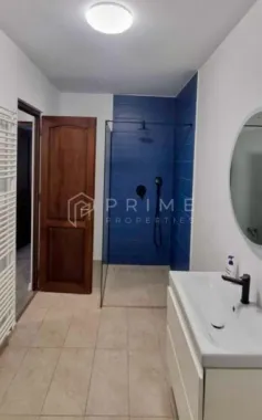Locuință modernă de închiriat – parcare privată, Ultracentral