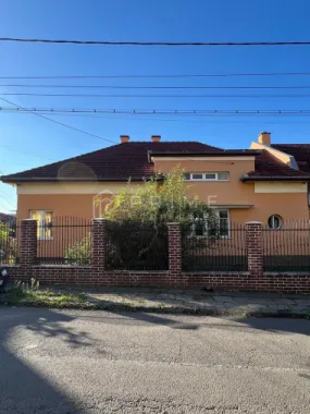 Casă de vânzare | Zonă exclusivistă – Târgu Mureș, Cornișa