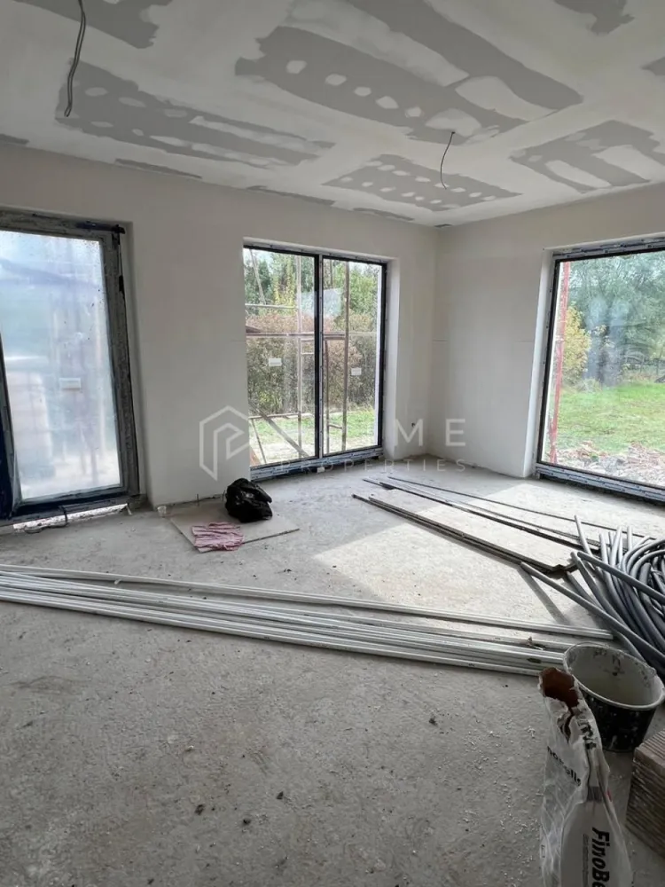 Casă nouă tip duplex izolat fonic în Livezeni