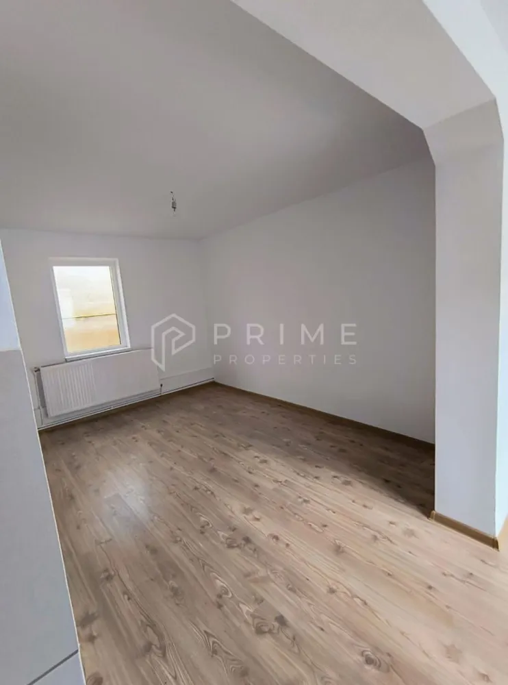 Casă cu 3 camere de vânzare, la cheie, în Unirii, Târgu Mureș