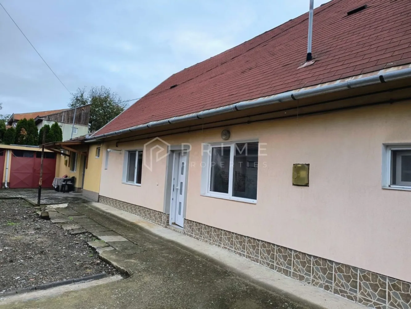 Casă cu 3 camere de vânzare, la cheie, în Unirii, Târgu Mureș