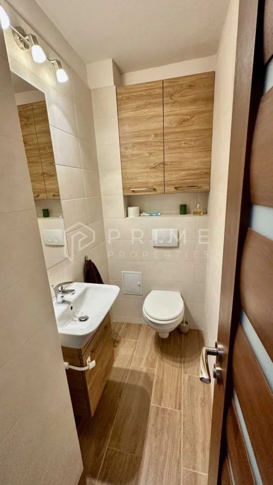 Apartament cu 3 camere + garaj în Tudor