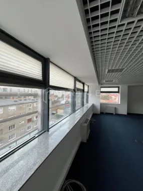Spațiu de birouri de închiriat, 50-200 mp, centru, Târgu Mureș