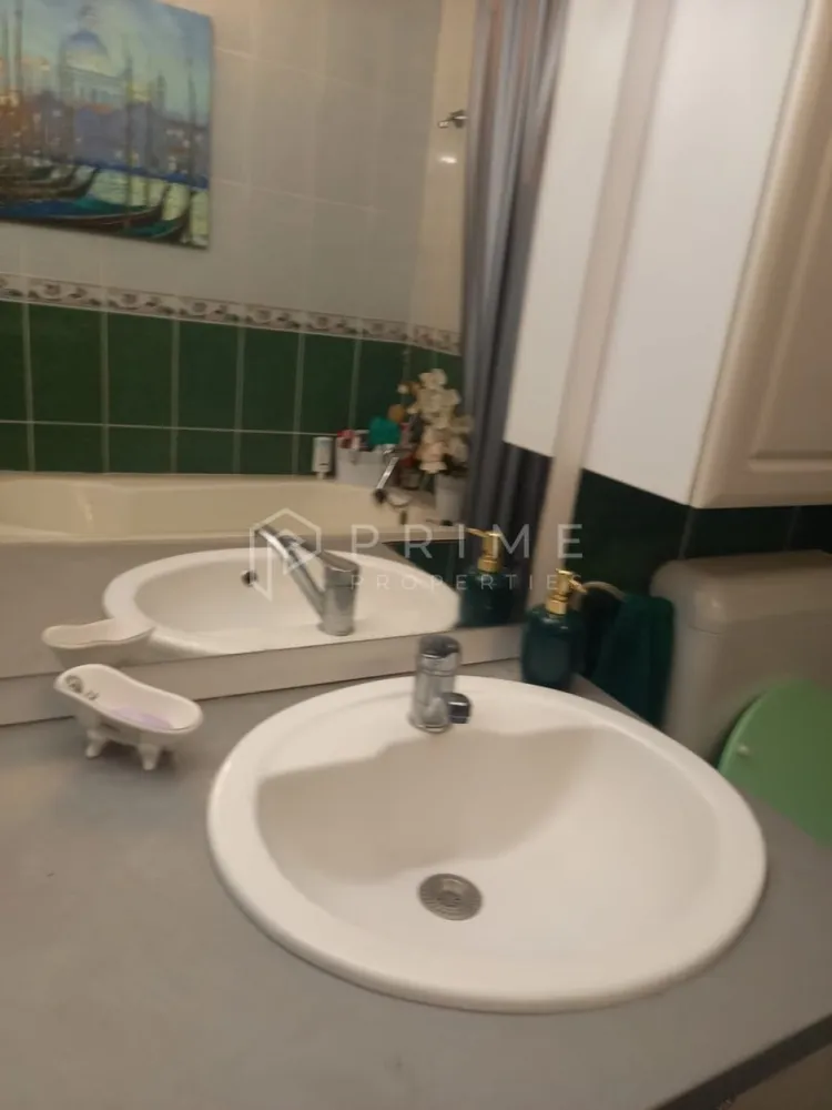 Casa perfectă pentru familie – curte, foișor cu grătar și garaj triplu