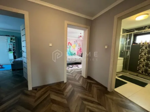 Vilă individuală premium | 730 mp teren | 4 dormitoare | Garaj