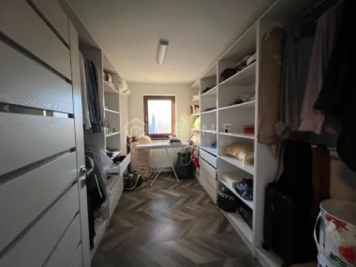 Vilă individuală premium | 730 mp teren | 4 dormitoare | Garaj