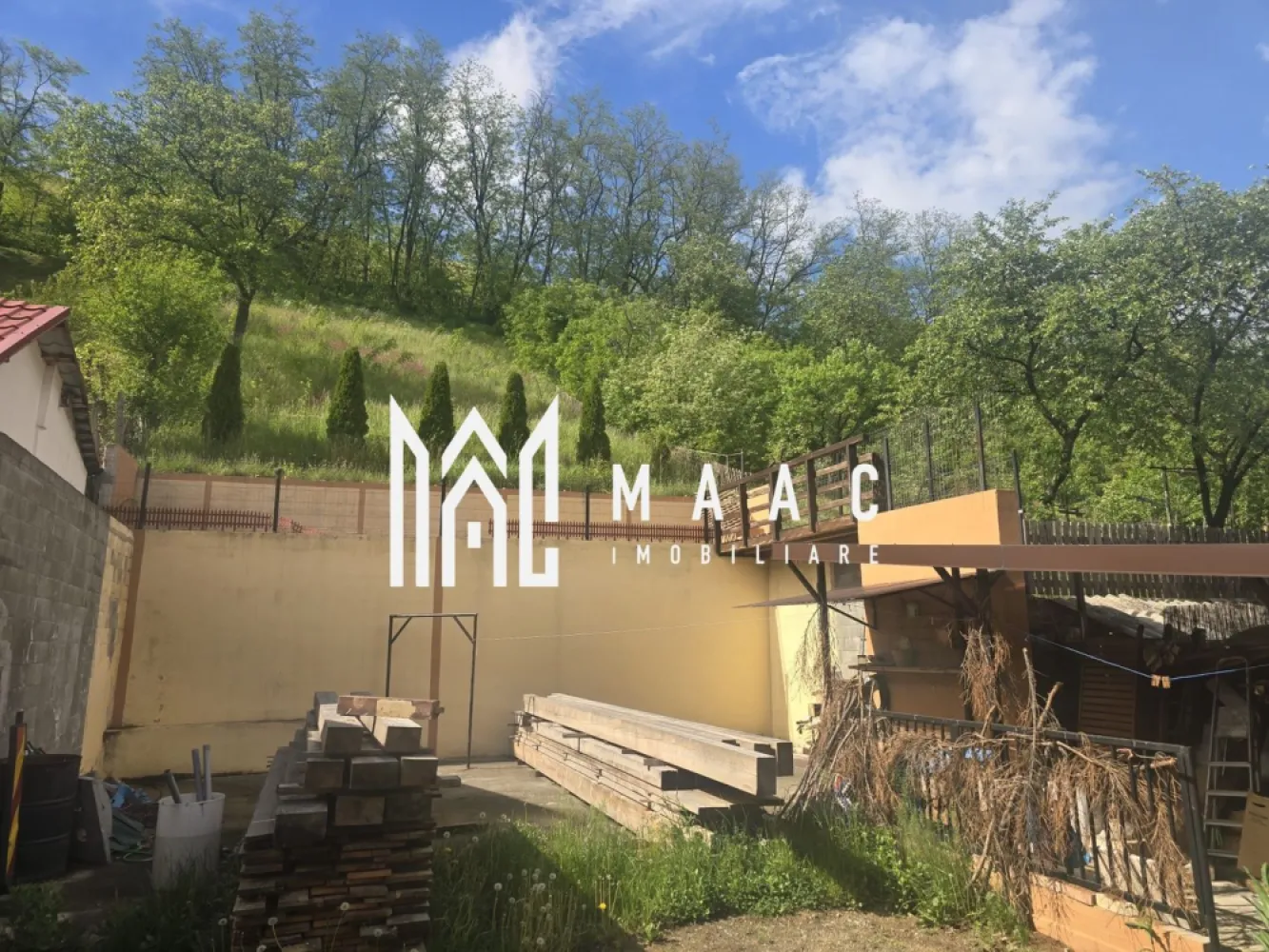 Casa 4 camere 850 mp teren Orlat