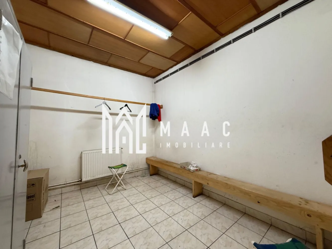 Teren 1400MP + Hala 500MP | Utilitati | Lacul lui Binder