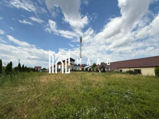 Hala 500MP + Teren 1300MP | Utilitati | Lacul lui Binder