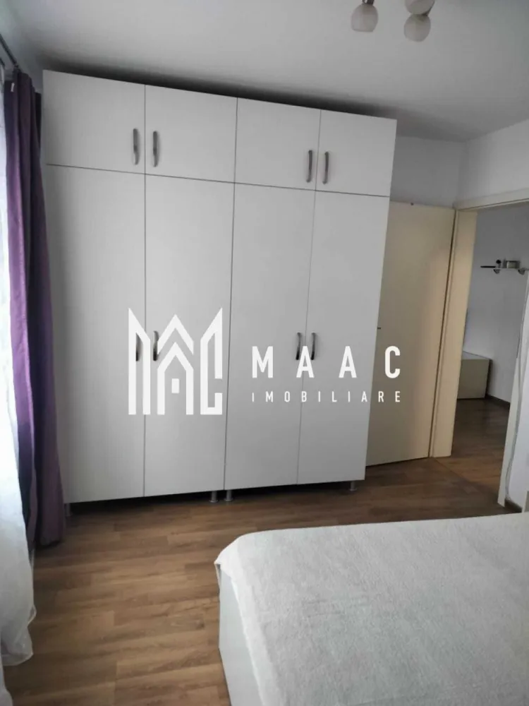 Apartament 2 camere I Doamna Stanca I Etaj 1 - MAAC Imobiliare vă propune spre închiriere un apartament modern cu 2 camere, situat în Șelimbăr, în apropiere de Kaufland și centrul comercial.

 Detalii proprietate
Suprafață utilă: aproximativ 46 mp
Etaj: 1
Compartimentare: living cu bucătărie open-space, dormitor separat
Baie modernă cu duș walk-in (fără cadă)
Balcon generos

 Dotări
Complet mobilat și utilat
Luminos și bine întreținut
Pregătit pentru mutare imediată

 Avantaje
1 loc de parcare inclus
Zonă excelentă, aproape de Kaufland și centre comerciale
Acces rapid către Sibiu
Aproape de magazine, transport și puncte de interes
📞 Pentru mai multe detalii și programarea unei vizionări, menționați telefonic ID-ul anunțului: CP3088234