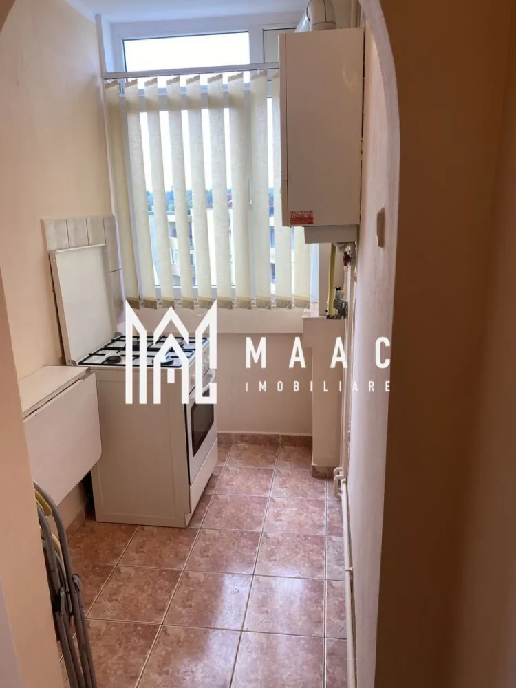 Garsonieră | Modernă | 37MPU | Etajul 4 - MAAC Imobiliare vă propune spre închiriere o garsonieră cochetă și eficient compartimentată.

Caracteristici principale
• suprafață utilă de 37 mp
• confort 1
• spațiu luminos și bine întreținut
• imobil izolat termic

Compartimentare și dotări
• complet mobilată și utilată
• centrală termică proprie
• mașină de spălat rufe
• compartimentare practică și funcțională

Localizare și avantaje
• zonă liniștită și foarte căutată
• acces rapid către magazine, farmacii, restaurante și mijloace de transport
• aproape de punctele de interes ale orașului

Beneficii
• ideală pentru o persoană sau un cuplu
• disponibilă pentru mutare imediată
• spațiu primitor și ușor de întreținut

Condiții
• nu se acceptă fumători
• nu se acceptă animale de companie

📞 Pentru mai multe detalii și programarea unei vizionări, vă rugăm să ne contactați și să specificați ID: CP3077055.