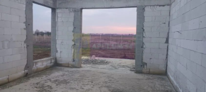 Săbăreni, casă la rosu 116 mp utili, curte 607 mp