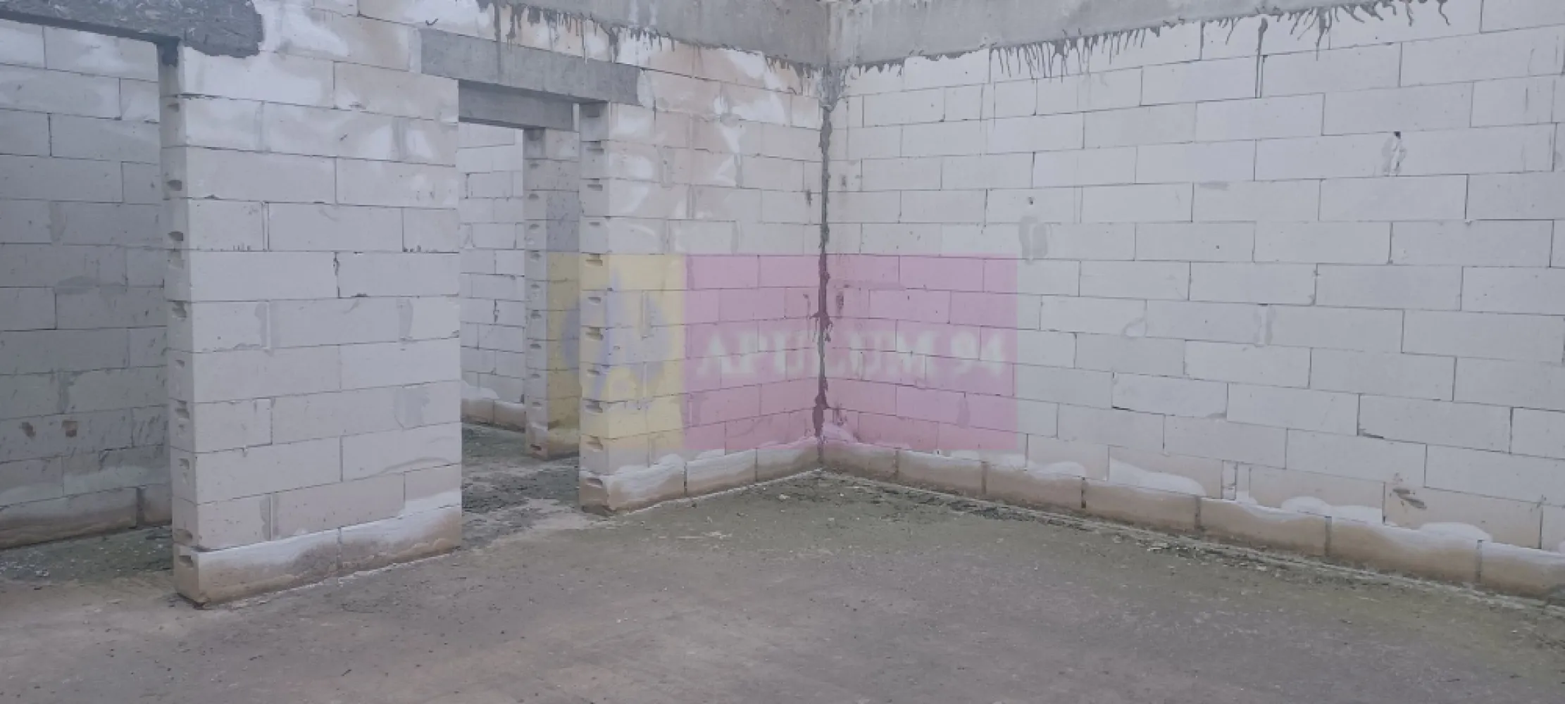 Săbăreni, casă la rosu 116 mp utili, curte 607 mp