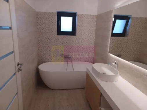 Casă 4 camere 162 mp, 115 utili, curte 505 mp, Săbăreni