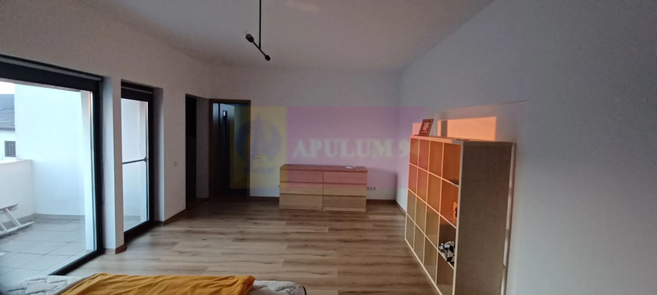 Săbăreni, vilă 210 mp utili, teren 508 mp, la 12 km de Bucuresti