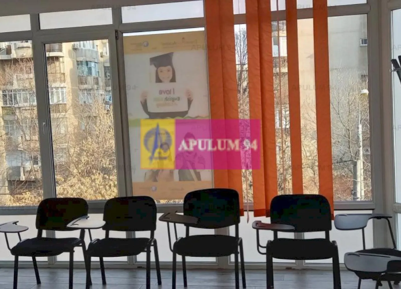 Spatiu birouri zona Lujerului -Virtutii - Vanzare cladire de birouri alcatuita din D+P+3.amplasata pe un tren de 354mp. Cladirea se afla in zona Virtutii-Uverturii. Toata cladirea are o suprafata de 1084 mp.Pe fiecare etaj exista centrala termica. Pretul este de 1960000 euro. In zona se afla statia de metrou Lujerului, precum si linii STB