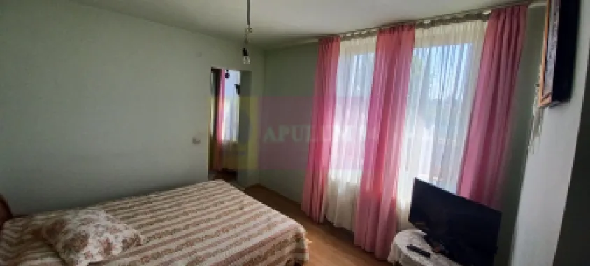 Joița, vilă 5 camere 187 mp utili + garaj, terasă, pivniță, curte 578