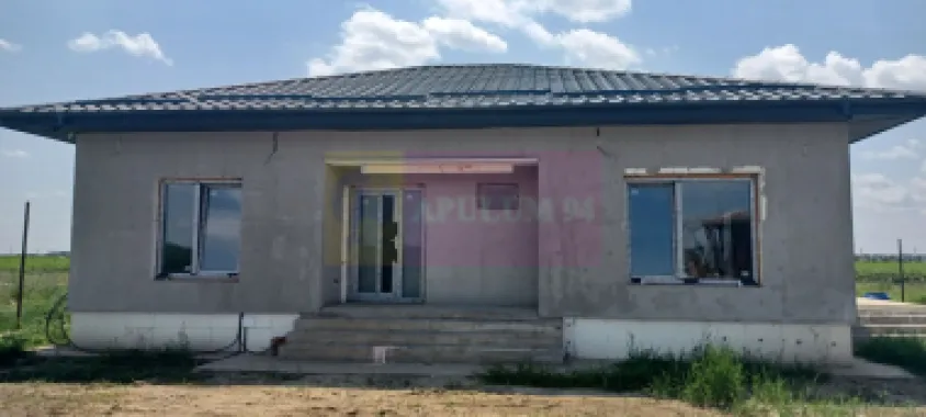 Casă nouă parter, 4 camere, curte 400mp, Săbăreni