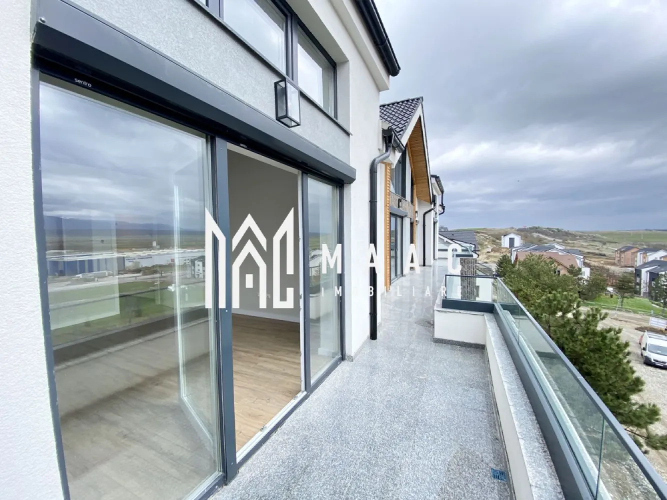 Penthouse I 4 Camere I INTABULAT I 0% Comision