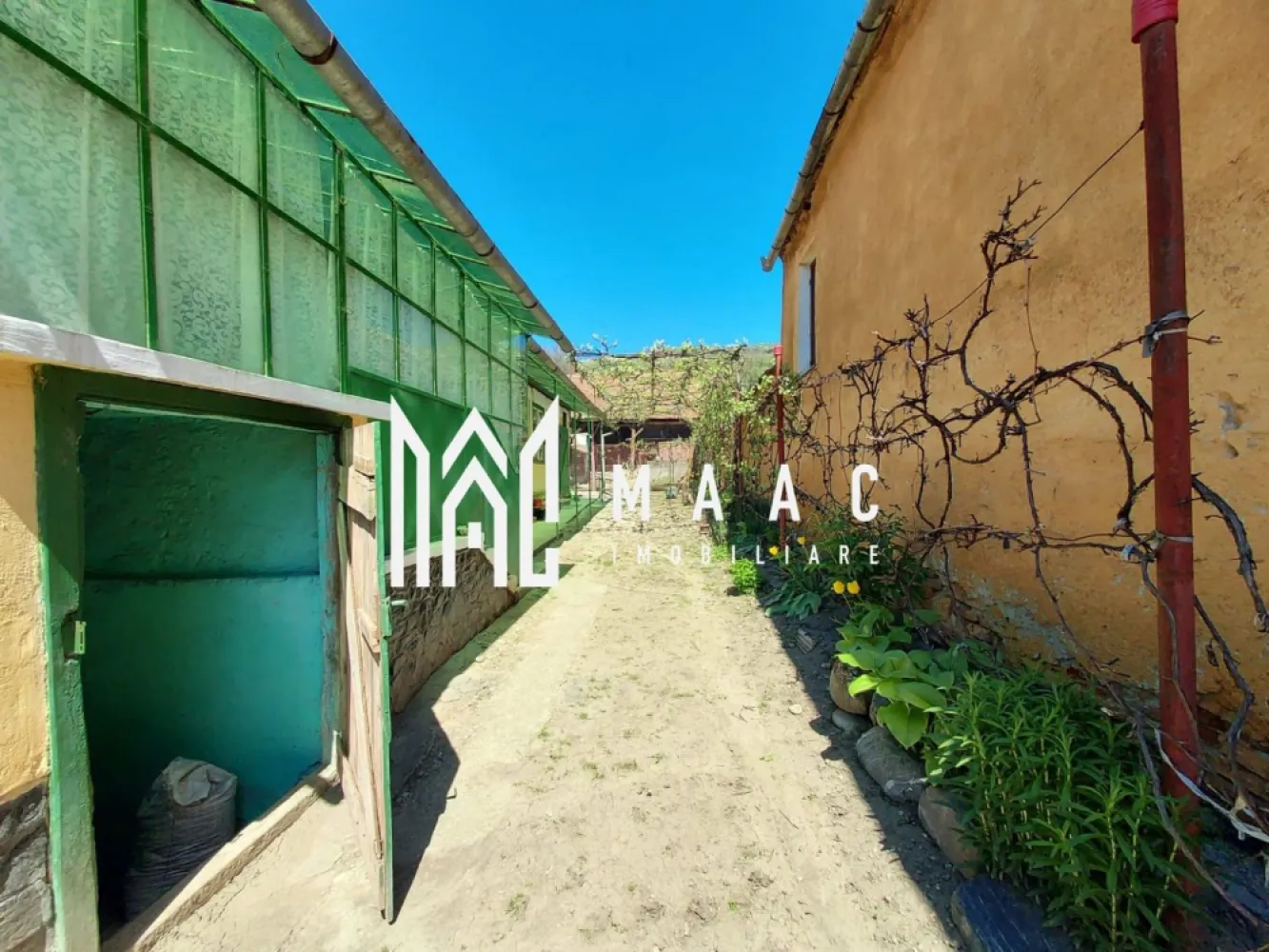 Casa 3 camere | 760 MP Teren | Slimnic