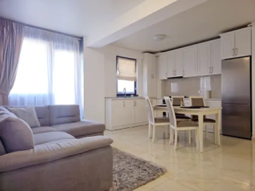 De vanzare - apartament cu 2 camere, Micro 17, bloc Roka - 139000 euro