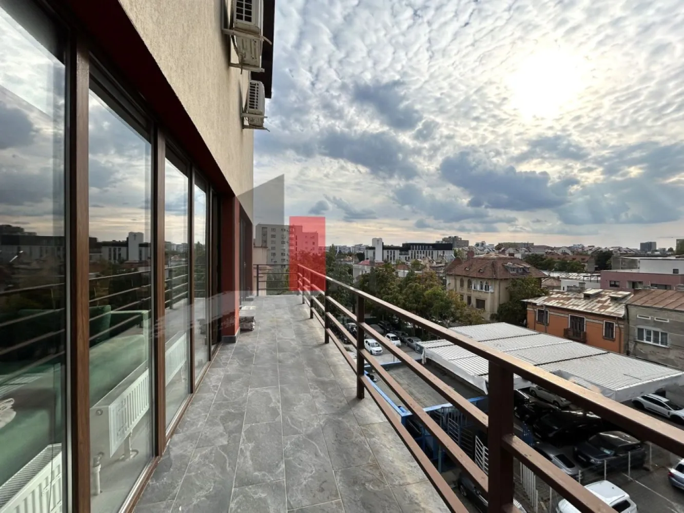 Apartament 3 camere tip Duplex - zona Calea Calarasilor/Matei Basarab