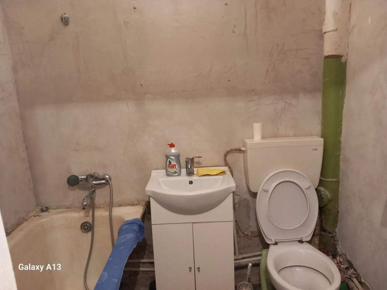 BRASADAS vinde ap 2 cam 33mp CARAMIDA la etajul 4 în Micro 14. - Agenția BRASADAS vinde apartament cu doua camere 33mp din CARAMIDA la etajul 4 în Micro 14 cu acoperis. Apartamentul este mobilat partial si RENOVAT partial. Baia necesita renovare. Disponibil imediat.
Pentru mai multe oferte accesați : www.brasadas.com.