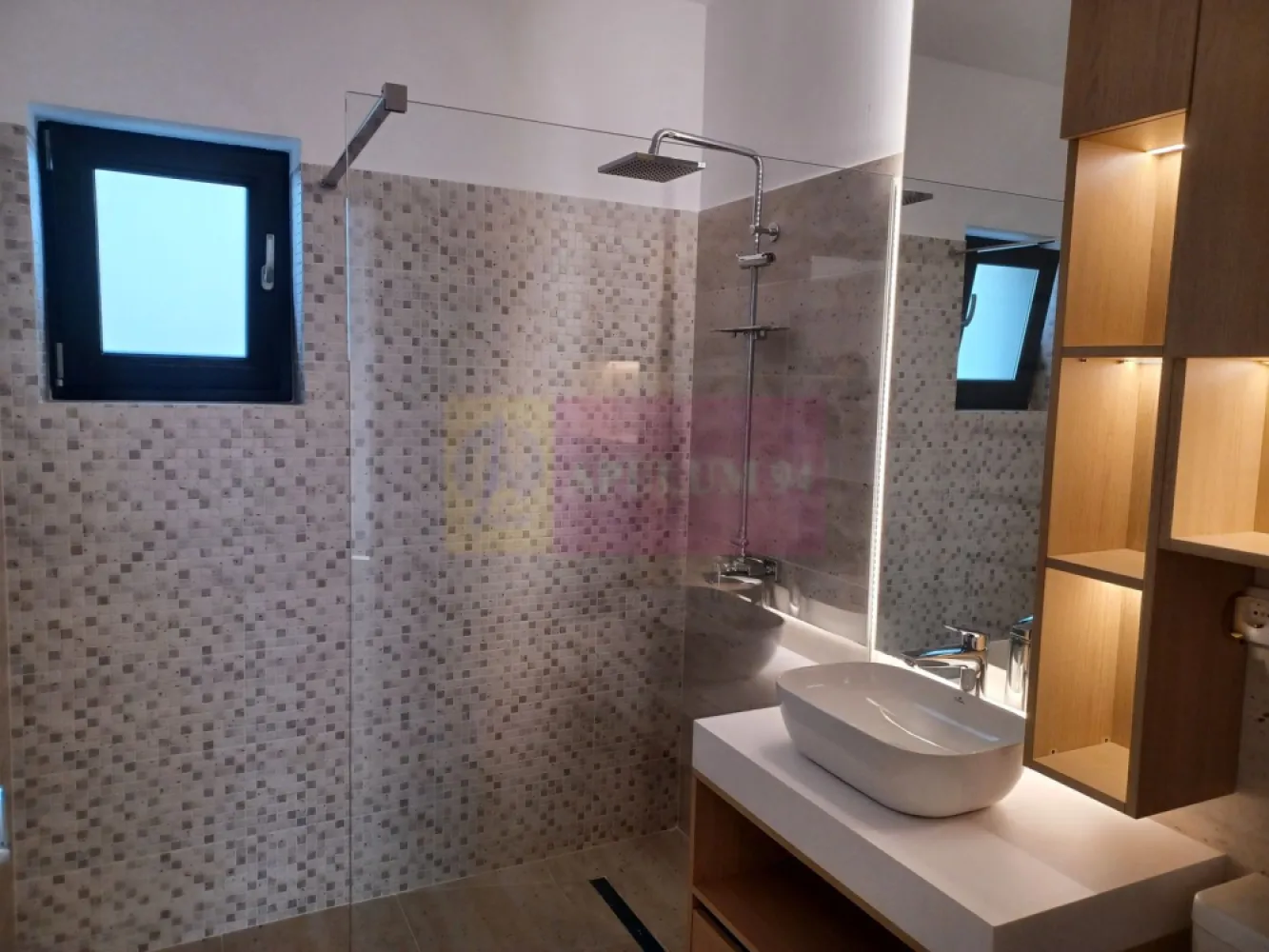 Casă nouă parter 162 mp, curte 504 mp, Săbăreni