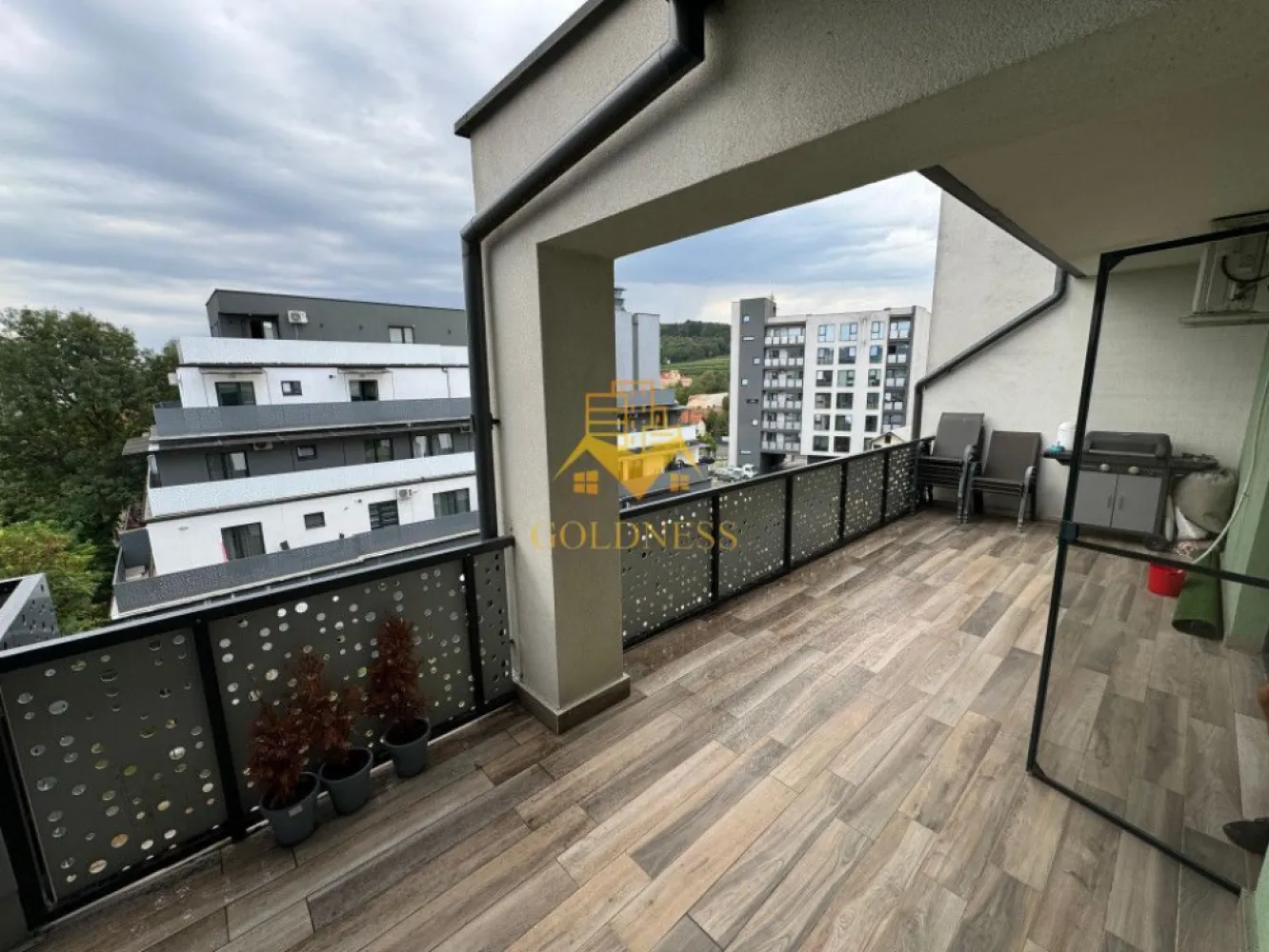 2 camere,modern,bloc nou,2 garaje,Manastur zona Platinia,USAMV,Motilor