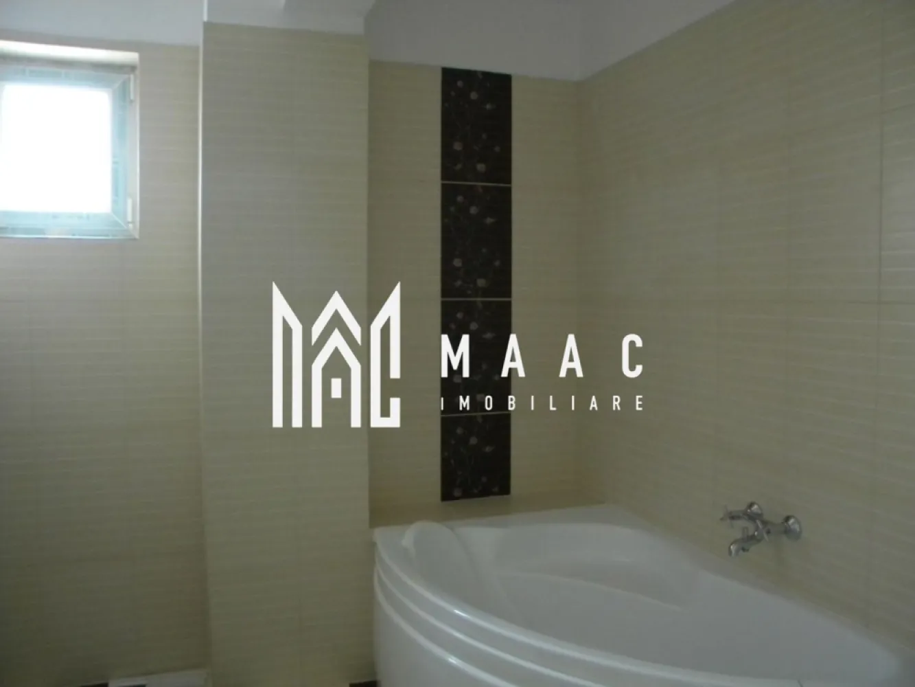 Apartament 4 camere I Decomandat I Loc parcare I Turnisor