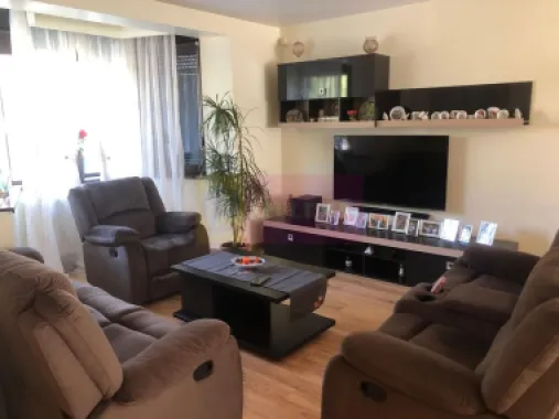 Vila premium OPORTUNITATE EXCELENTA zona foarte linistita Popesti