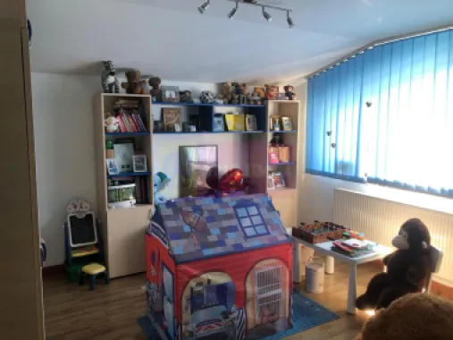 Vila premium OPORTUNITATE EXCELENTA zona foarte linistita Popesti