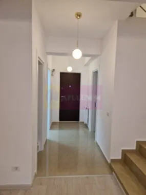 Vila cu curte individuala, zona centrala Popești-Leordeni
