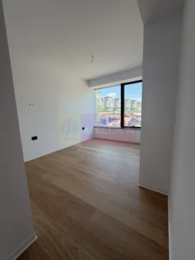 Apartament 4 camere ONE LAKE CLUB , LUX