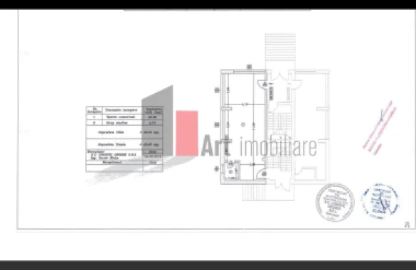Spatiu comercial 2 etaje stradal, compartimentat