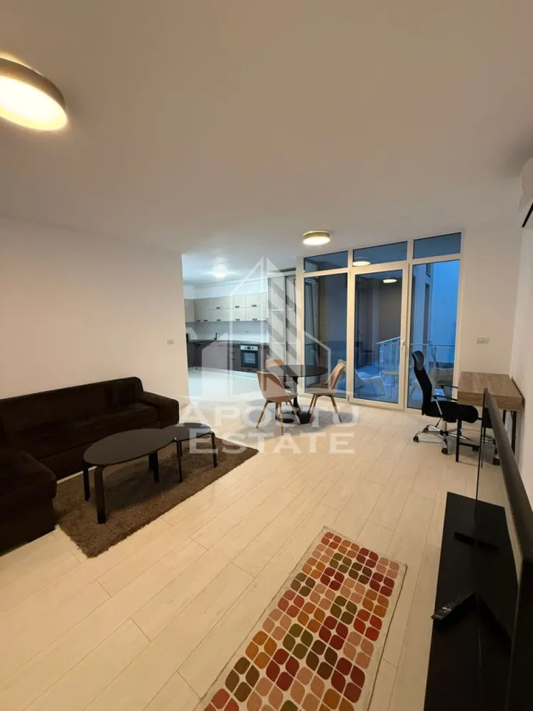 Apartament 2 camere,de inchiriat, zona Aradului Nord One,Timisoara - APOSTU ESTATE va propune spre inchiriere un apartament spatios si elegant, cu 2 camere, situat într-o zona linistita si bine conectata din zona Aradului Nord One, ideal pentru persoane care doresc un spatiu generos si confortabil.

Suprafata utila: 62mp
Etaj : 8/9

Compartimentare eficienta:
- Hol de acces
- Bucatarie deschisa, complet mobilata si utilata si cu loc de luat masa
- Living luminos open-space cu bucataria cu iesire la balcon
- Dormitor matrimonial
- Baie cu cada

Confort si facilitati:
- Centrala termica proprie pe gaz( Încălzire prin pardoseală)
- Aer conditionat
-Masina de spalat vase
-Loc de parcare inclus in pret
Localizare: Zona Aradului Nord One – liniste, acces facil spre oras, in apropiere de magazine, scoli si mijloace de transport in comun.

Ideal pentru:
- Cupluri
-Familii
-Studenti
- Persoane care doresc un spatiu generos si confortabil

Programeaza o vizionare!
Pret chirie : 580 € + garantie 650€ 
ID intern: CP2866300 !